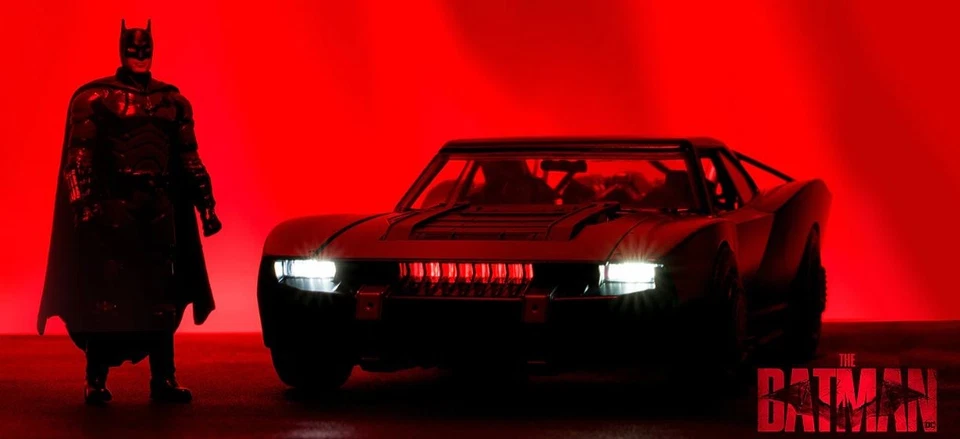 JADA 32504 BATMOBILE THE BATMAN BLACK DC COMICS 2022 1/18 - Immagine 1 di 1