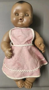 Rara bambola afroamericana Effanbee 1969 #6569 vestito rosso occhi addormentati nera - Foto 1 di 15
