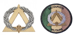 LOT INSIGNE METAL ET ECUSSON SECOURISTE MILITAIRE BRONZE SECOURISME MONITEUR - Picture 1 of 1
