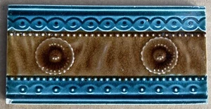  PILKINGTON'S - ANTIQUE ART NOUVEAU MAJOLICA BORDER TILE C1900 - Picture 1 of 4