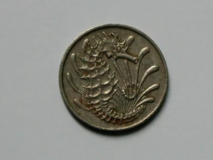 Singapore 1967 10 CENTS Coin with Seahorse Ocean Animal - Picture 1 of 2
