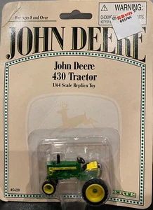 1996 Ertl John Deere 430 Tractor 1/64 Scale 5620-7HEO 5620 NIP - Picture 1 of 2