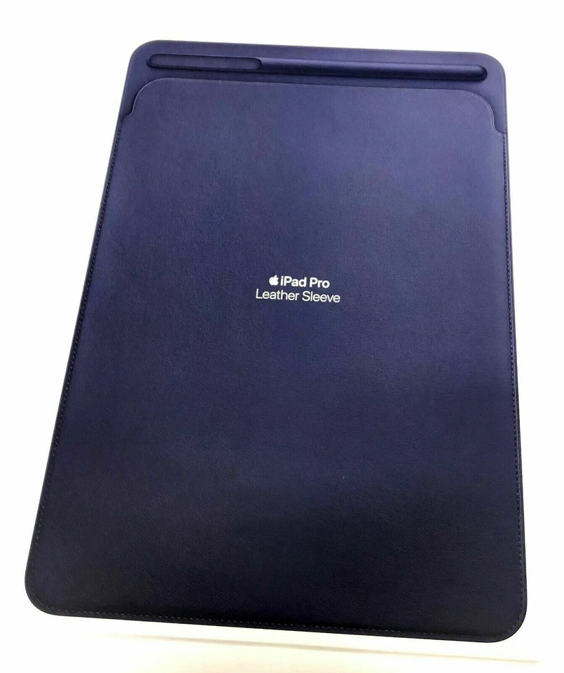 Genuine Apple iPad Pro 10.5" Leather Sleeve Cover Case MPU22M/A - Midnight Blue - Image 1 of 4