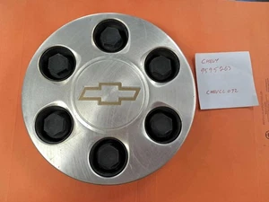 CHEVY TAHOE SUBURBAN SILVERADO 1500 PICKUP 6 LUG CENTER CAP OEM 9595263 CC072 - Picture 1 of 4