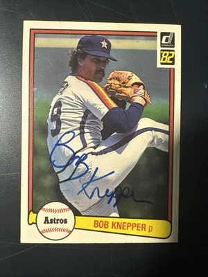 1982 Donruss #41 Bob Knepper Auto (Astros)  Nm/Mt  Signed Card - Image 1 of 2