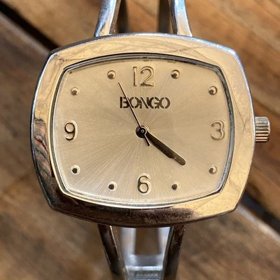 Reloj de cuarzo para mujer Bongo esfera plateada acero inoxidable plata correa con bisagras Foto 1 de 4