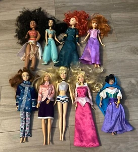 SET 9 DISNEY PRINZESSIN PUPPEN MOANA ESMERALDA CINDERELLA MERIDA JASMIN ETC. - Bild 1 von 1
