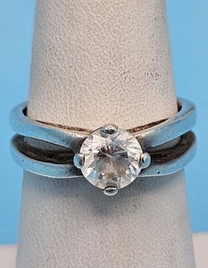 Sterling Silver Engagement Style 6.5mm CZ Solitaire Ring Size 8 with Ring Box - Picture 1 of 13
