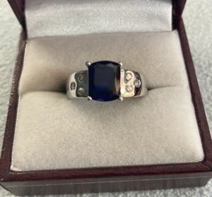 .925 Sterling Silver Faceted Deep Blue & Clear Stone Ring Prong & Inset Sz 7.75 - Picture 1 of 14