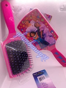 Encanto Hair Brush Isabel Mirabel Luisa Madrigal Disney - Picture 1 of 1