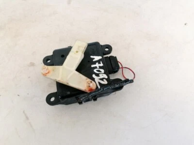 Nissan Almera 2004 calentador ventilación aleta control actuador motor usado, G #1369891-63 Foto 1 de 4