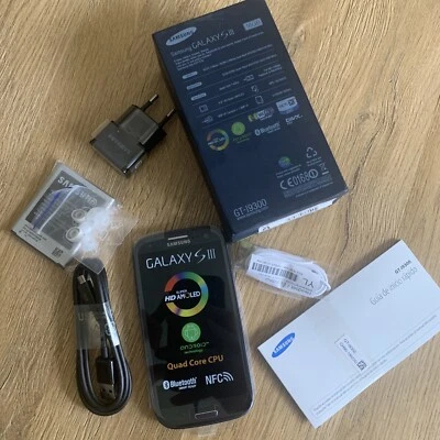 Samsung Galaxy S3 I9300 16GB - Bild 1 von 4