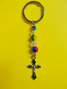 LOVELY SILVER CROSS WITH GREEN ENAMEL ON A CRYSTAL BEAD KEY RING RAINBOW # 118 - Picture 1 of 6