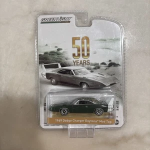 Greenlight Green 1969 Dodge Charger Daytona Exclusive Mod Top 50 years 1/64 - Picture 1 of 16