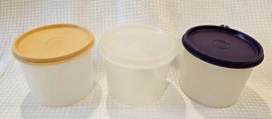 Set of 3 Vintage Tupperware Round Mini Canisters Containers 20 oz w/ Lids - Foto 1 di 2