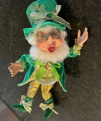 Mark Roberts Leprechaun Elf com óculos~12”~trevo~esmeraldas falsas~raro~edição limitada - Imagem 1 de 4