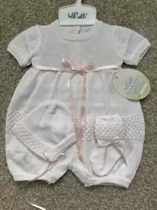 Will'beth Newborn Baby Girl Fancy Knit Outfit/Bubble Bonnet Booties NWT Dolls - Picture 1 of 4