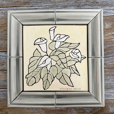 2010- Nuview ~ verde claro, iris floral cerámica remache azulejo enmarcado placa caliente  Foto 1 de 4