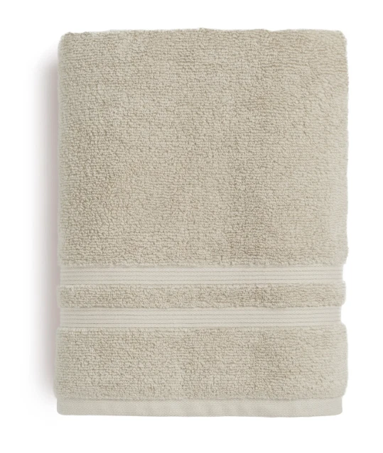 Toalla de baño maciza Mainstays Performance, 54" x 30" selecciona el color de tu elección Foto 1 de 1