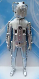 DOCTOR WHO FIGURE *CLASSIC CYBERMAN* THE INVASION * FREE P&P WITH OTHERS - Picture 1 of 2