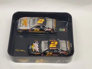 Rusty Wallace #2 25 Years of Racing 1:64 Ford Thunderbird 25th Ann.Collector Tin - Picture 1 of 5
