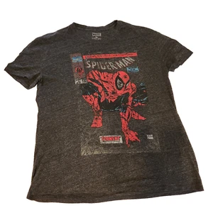 MARVEL Spider-Man Size XL Mcfarlane Classic Distressed Cover SS T-Shirt - Picture 1 of 11