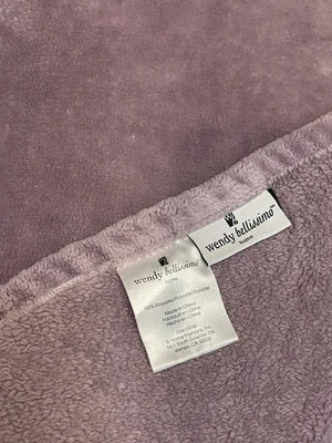 Manta de felpa Wendy Bellissimo Home ciruela suave púrpura polar liso 60x93,5 doble Foto 1 de 4