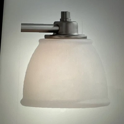 Aplique de pared triple Pottery Barn Hayden REEMPLAZO pantalla de globo SOLO Foto 1 de 4