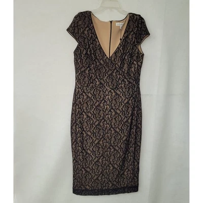 Vestido midi Dress the Population Jaleah negro de encaje nude XL fiesta navideña Foto 1 de 4