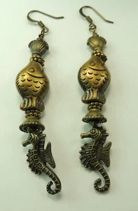 Pendientes de pez caballito de mar con conchas hechos a mano joyería boho chic - Imagen 1 de 1