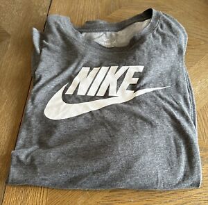 Nike Dri-Fit Long Sleeve Shirt Men's Dark Gray Used 4XL The Nike Tee 65%Cot/35%P