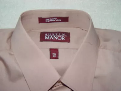 Austin Manor Button Down Shirt Size 15 1/2 (33) - Image 1 of 4
