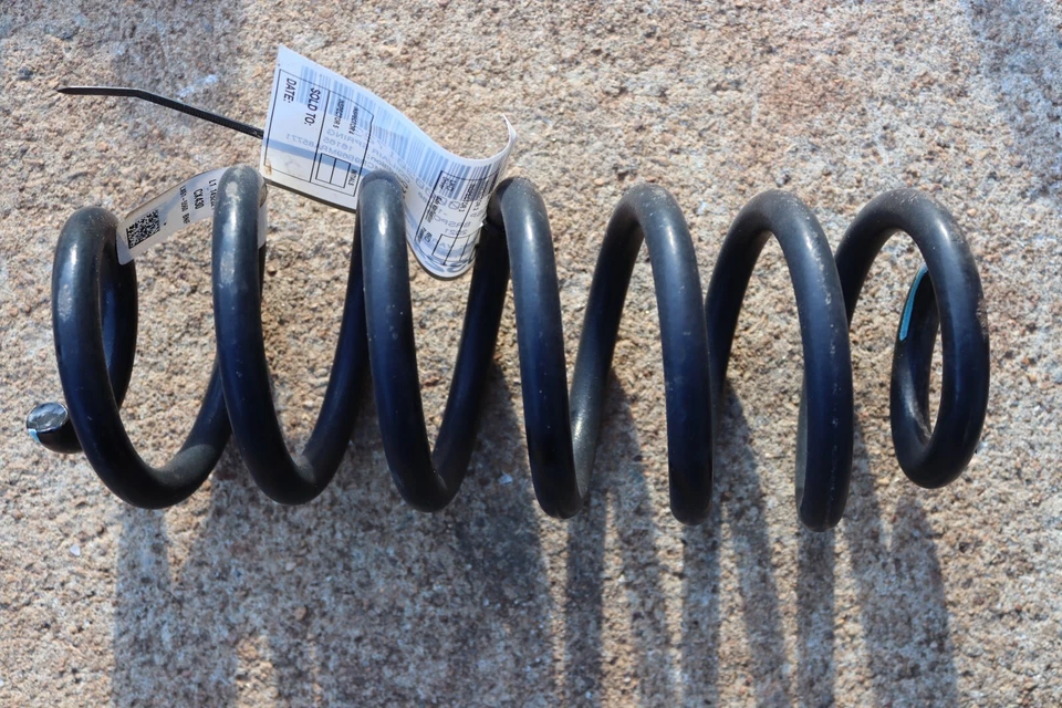 2021-2022 FORD BRONCO SPORT 4X4 REAR RIGHT SIDE SUSPENSION COIL SPRING OEM - Image 1 of 4