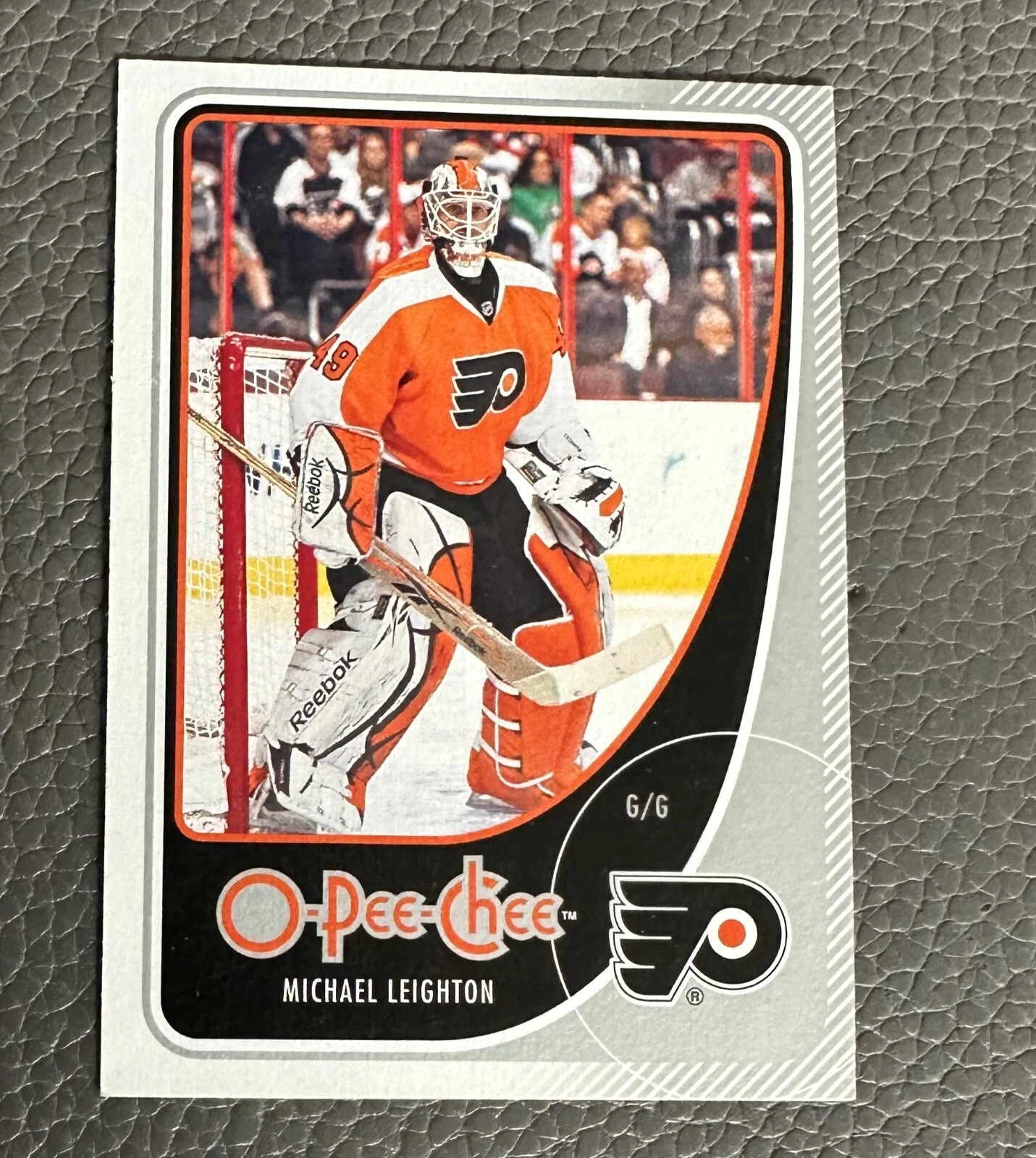 2010-11 O-Pee-Chee Michael Leighton #55 Philadelphia Flyers Goalie