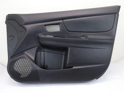 Subaru XV Crosstrek 2015 pasajero panel de puerta delantera tarjeta interior negro fabricante de equipos originales diestro Foto 1 de 4