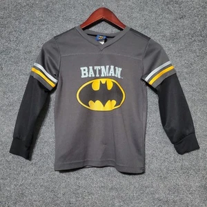 Batman Jersey Shirt Boys Size 7 DC Superhero Vigilante Bruce Wayne Outdoor Retro - Picture 1 of 9