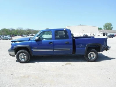 Brazo de control inferior delantero izquierdo camioneta Chevrolet Silverado 2500 2001-2010 4x2 8037 Foto 1 de 4