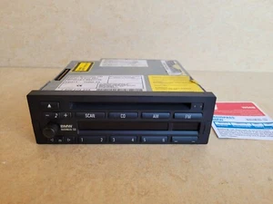 BMW Business CD Radio E30 E34 E36 Z3 E32 BP0273 1 994 1119 6512 6 909 884 - Picture 1 of 7