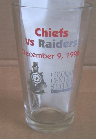 1996 Monday Night Madness Pint Glass Chiefs vs Raiders Blackhawk Casino Colorado Cover