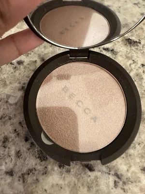 Becca蛋白石高光笔 — 第 1/4 张图片