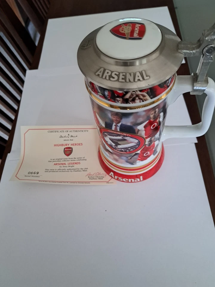 ARSENAL - Porcelain Tankard Stein Danbury Mint - with COA "Highbury Heroes" - Image 1 of 4