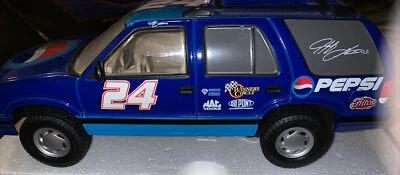 Brookfield Collector's Guild #24 Jeff Gordon Dupont 1999Chevy Blazer - Image 1 of 4