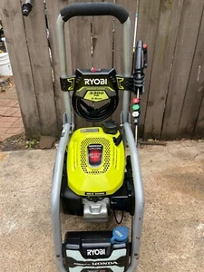 Honda GCV 200 engine from Ryobi pressure washer - parts - Picture 1 of 6