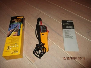 Fluke T100 Spannungs & Durchgangsprüfer Voltage Continuity Tester NEU - Picture 1 of 4