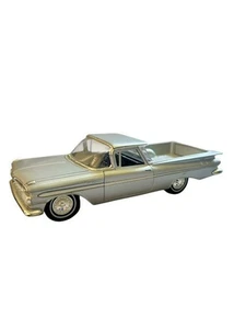 Signature 1:32 Scale Diecast Model 1959 Chevrolet El Camino NMMM Edition - Picture 1 of 13
