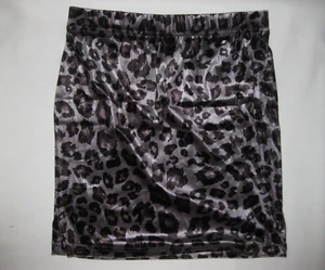 Romwe Leoprint Pull On Samt Minirock S Grau Neu mit Etikett Cyberpunk Metal Punk - Bild 1 von 2