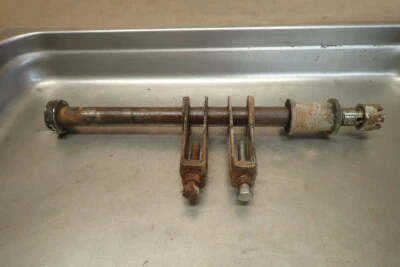 Honda CB750 1974 conjunto de eje de rueda trasera Foto 1 de 4