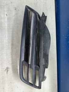 Griglia anteriore sinistra Nissan Micra 2002-10 Cod 62330AX600 - Imagen 1 de 6