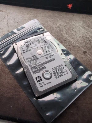 HGST Z5K500-500 SATA 500GB - Hard Disk Drive 2.5" HDD  TESTED + WORKING - Image 1 of 2