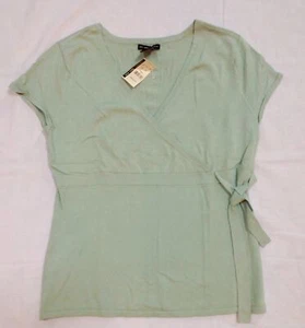 NUEVO CON ETIQUETAS Mujeres NY&CO Vestido Informal Manga Corta Mezcla Seda Verde Tejido Corbata Camisa Top M - Imagen 1 de 4